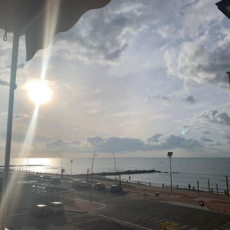 Rome'S Harbour All Year ليدو دي أوستيا المظهر الخارجي الصورة